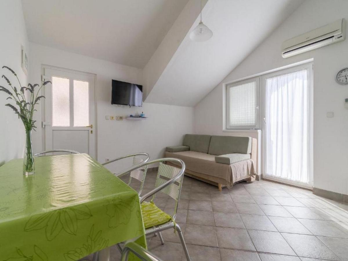 Apartmani Lucia Biograd Biograd Na Moru Ngoại thất bức ảnh