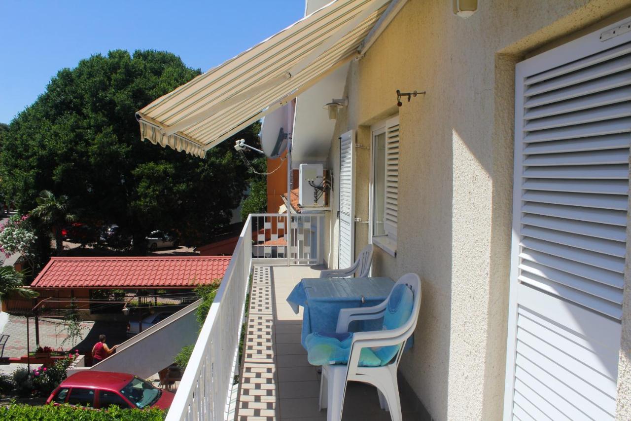 Apartmani Lucia Biograd Biograd Na Moru Ngoại thất bức ảnh