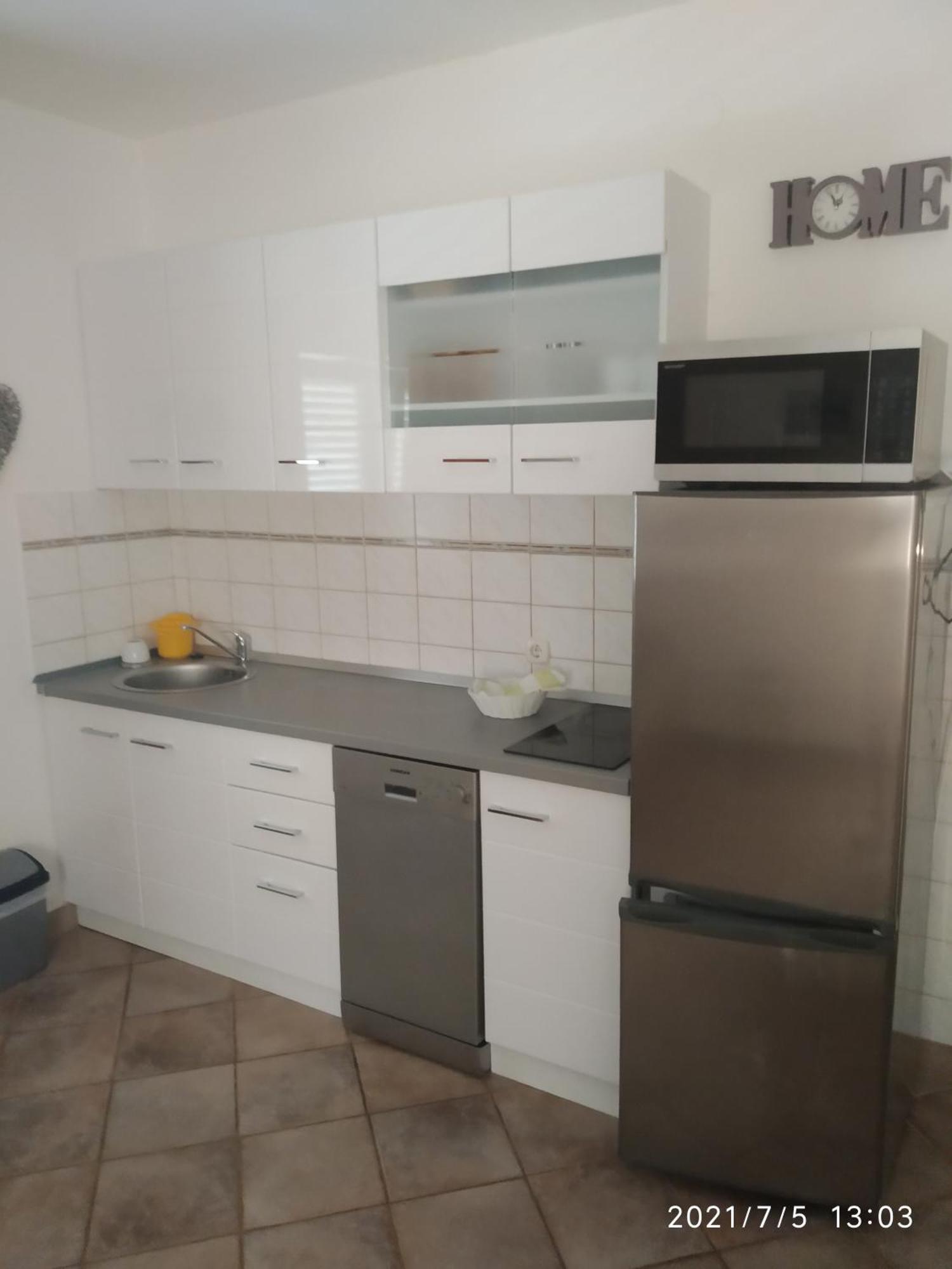 Apartmani Lucia Biograd Biograd Na Moru Ngoại thất bức ảnh